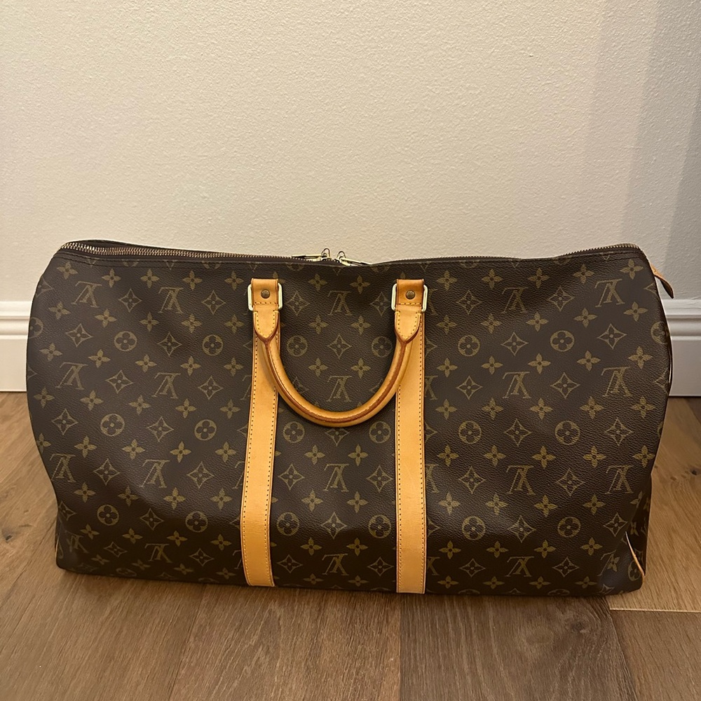 Louis Vuitton Keepall 55 Travel Duffle Handbag
Monogram M41424 89222